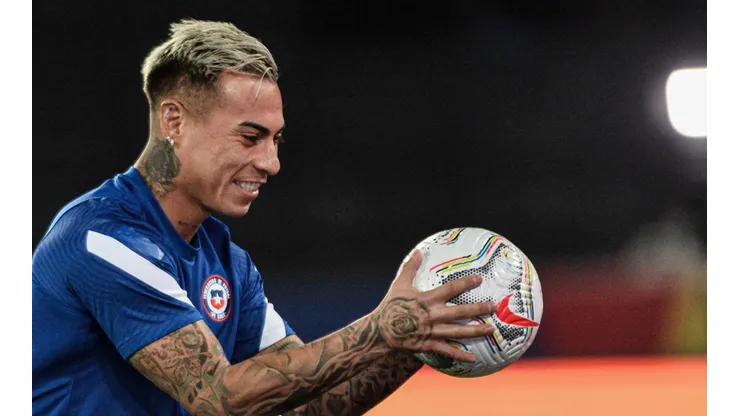Eduardo Vargas aclara que no jugaría en otro grande de Chile que no fuera la U