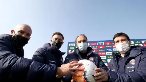 La presentación de los técnicos contó con Martín Lasarte