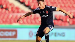 La emotiva despedida de la U para Angelo Henríquez.