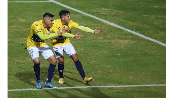 Everton logra inclinar la llave a su favor, pero aún quedan 90 minutos en Chillán