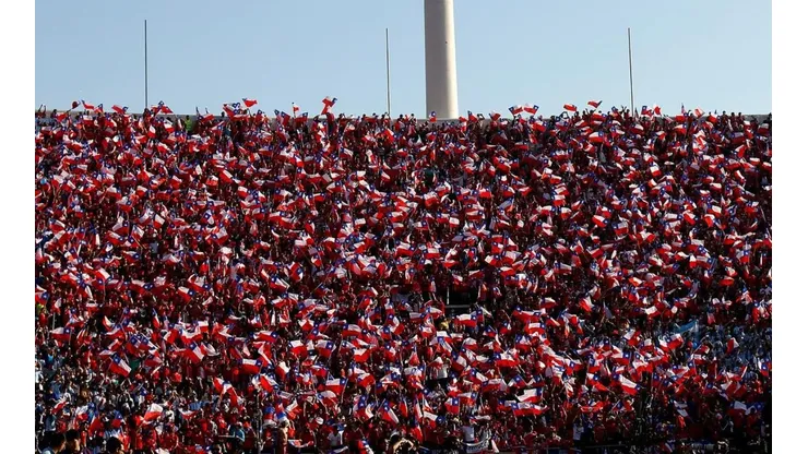 El público podría volver a los estadios el segundo semestre.