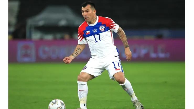 Gary Medel se muestra triste por la eliminación de Chile, pero con la buena sensación de alegrar a los hinchas.