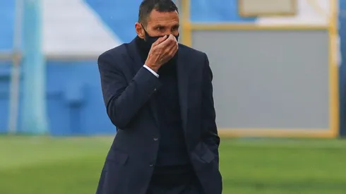 Gustavo Poyet es categórico en la eliminación de la UC: “Hoy no rendimos”.