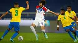 Hinchas comentaron que compañeros no le pasaban el balón a Brereton