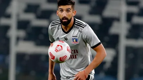 Emiliano Amor cree que estará por un buen tiempo junto a Colo Colo.