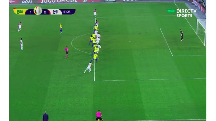 La dudosa posición de adelanto que anuló el gol de Chile.