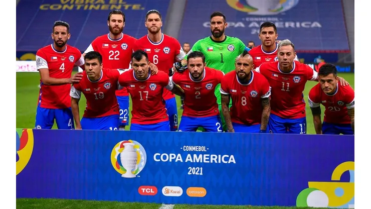La formación de Chile para enfrentar a Brasil con Alexis de titular.