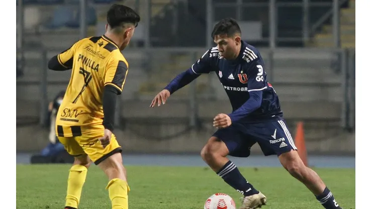 Universidad de Chile deberá viajar hasta Concepción para enfrentar a Fernández Vial.