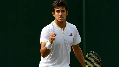 Celebra Cristian Garin en Wimbledon tras su victoria de primera ronda.