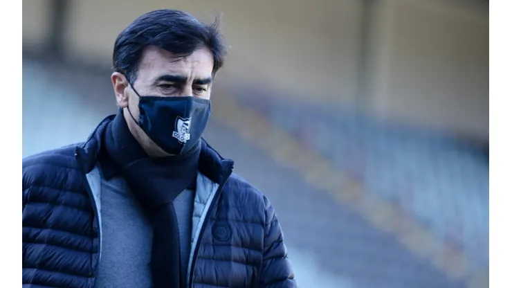 Gustavo Quinteros y Colo Colo se preparan para visitar a Deportes La Serena por Copa Chile.
