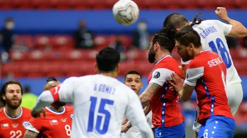 Chile cae ante Paraguay en Brasilia