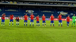 Chile saca el logo de Nike en su camiseta para enfrentar a Bolivia.