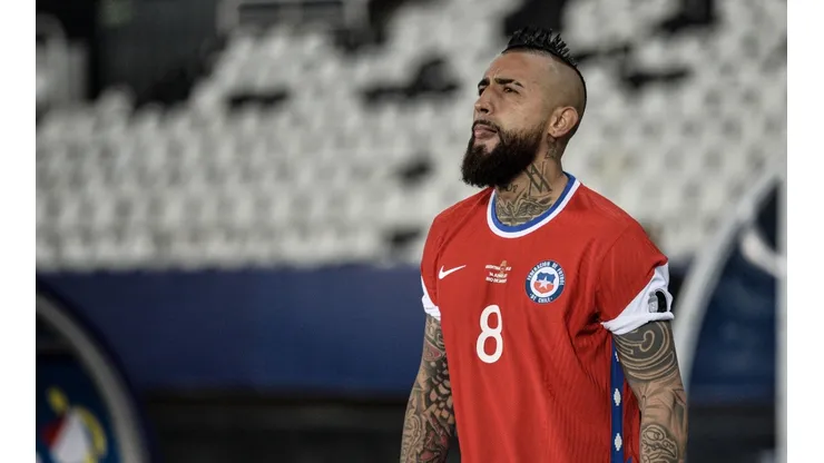 Arturo Vidal emite publicación a través de redes sociales personales