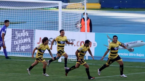 La historia de Lautaro de Buin tiene nuevo capítulo: denuncia a Fernández Vial. (Foto: Agencia Uno)