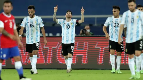 Lionel Messi anotó el 1-0 con un golazo para Argentina.