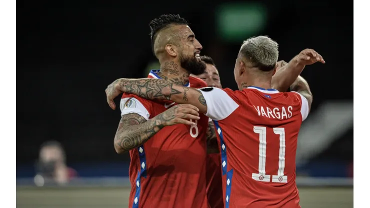 Chile iguala en su estreno en la Copa América