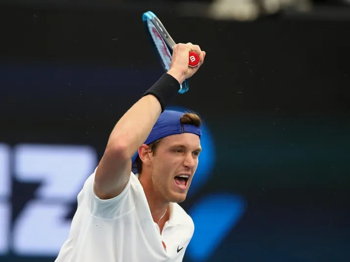 Nicolás Jarry venció a Peter Polansky y se instaló en cuartos de final en Orlando