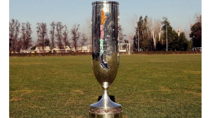 El trofeo de la Copa Chile. (Foto: Archivo ANFP)