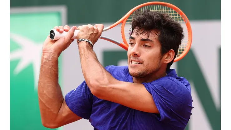 Cristian Garin cayó ante Daniil Medvedev por la cuarta ronda de Roland Garros. (Foto: Getty Images)