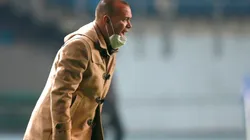 Rafael Dudamel se quejó con el cuerpo arbitral frente a Palestino. (Foto: Agencia UNO)