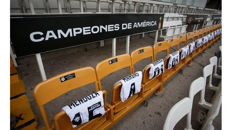 Colo Colo inaugura el sector "Campeones de América" Foto: Colo Colo
