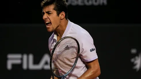 Cristian Garin jugará frente a Marcos Giron por la tercera ronda de Roland Garros. (Foto: Getty Images)