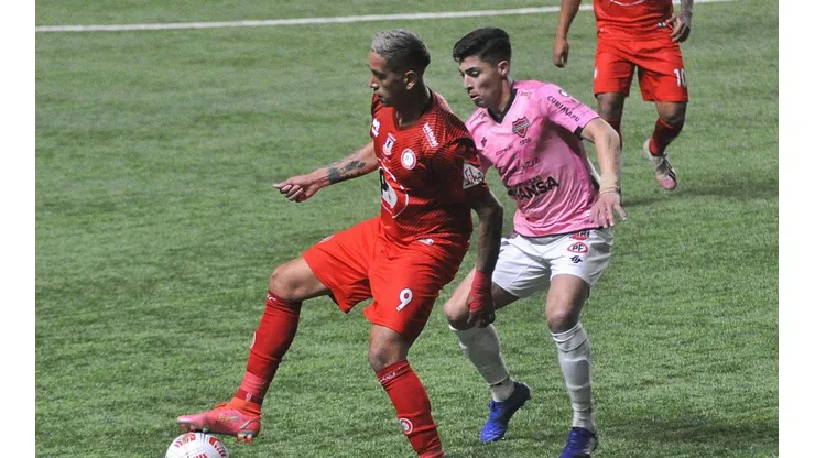 Unión La Calera lavó sus heridas con un triunfo sobre Ñublense. (Foto: Agencia Uno)