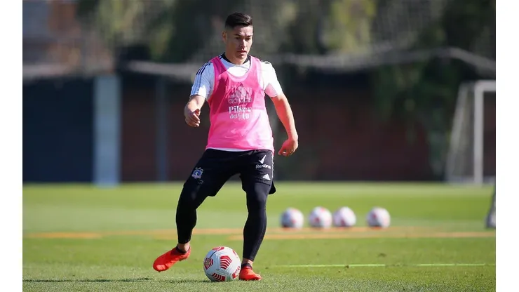 Óscar Opazo adelanta su regreso a las canchas con Colo Colo. (Foto: Colo Colo)
