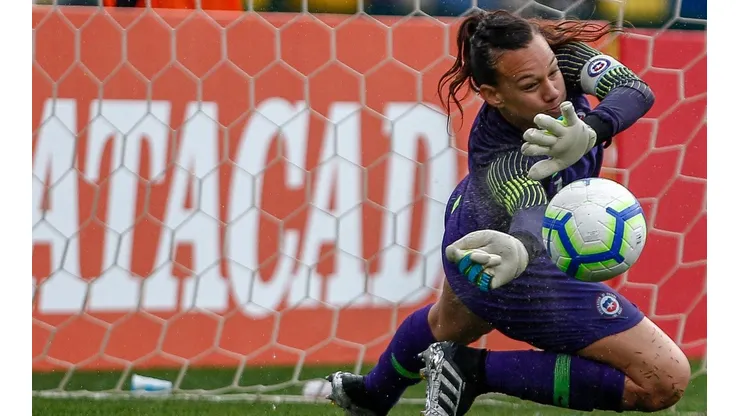 Christiane Endler está a un paso de coronarse campeona con el PSG. (Foto: Getty Images)