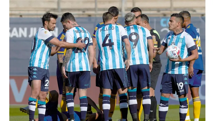 Racing Club de los tres chilenos se metió en la final del fútbol argentino. (Foto: Getty Images)