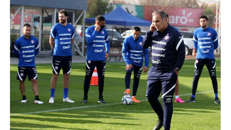 La formación que para Chile sin la presencia de Arturo Vidal. (Foto: @LaRoja)