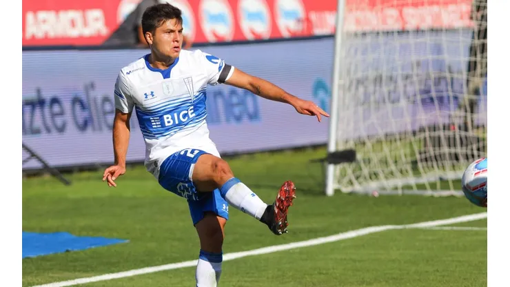 Raimundo Rebolledo baja en la Universidad Católica por Covid-19