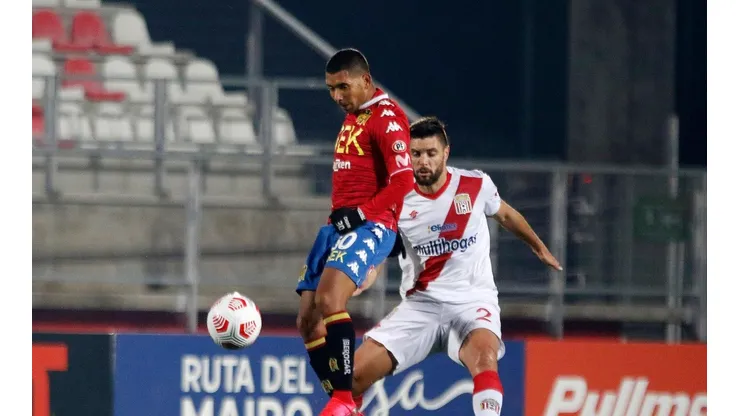 Unión Española llega a la cima del Campeonato Nacional