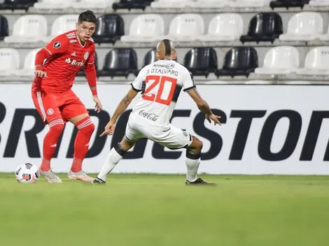 Carlos Palacios clasifica con Internacional de Porto Alegre a octavos de final en Libertadores