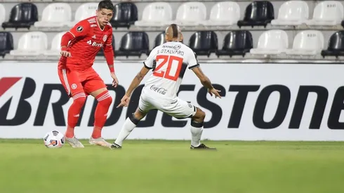 Carlos Palacios ya está en los octavos de final de Copa Libertadores. (Foto: Agencia UNO)