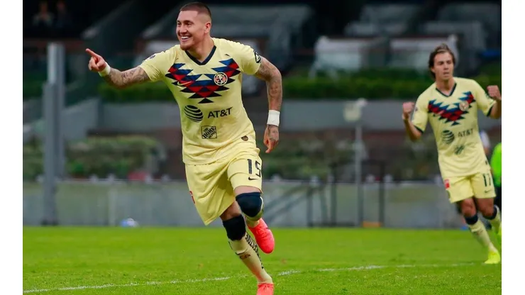 Nicolás Castillo no se olvida de la UC y le pide a Buonanotte que lo espere. (Foto: Agencia UNO)