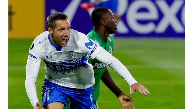 Luciano Aued no olvida a los críticos de la Universidad Católica