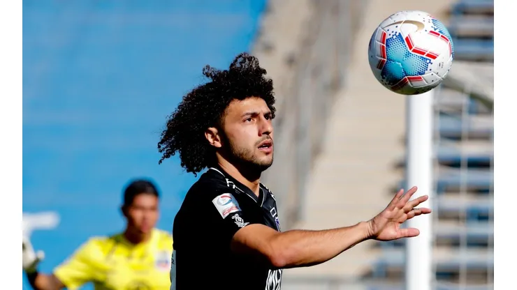 Maximiliano Falcón aseguró que el complicado momento de Colo Colo fue una motivación extra para tomar la decisión de arribar a Macul