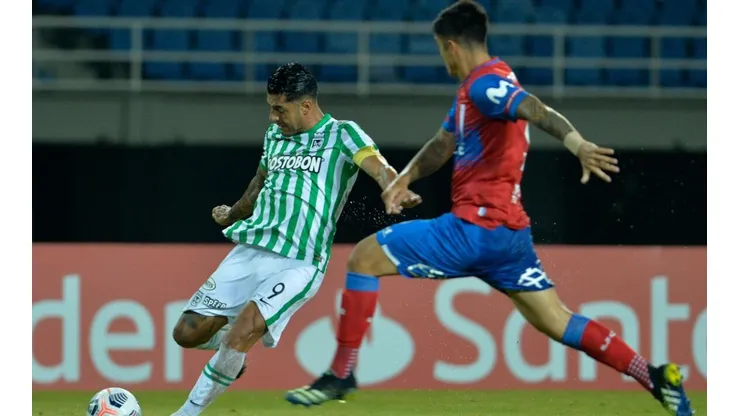 Universidad Católica necesita de un triunfo para avanzar en Copa Libertadores. (Foto: Agencia UNO)
