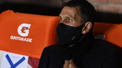 Gustavo Poyet anunció que tomará cartas en el asunto por discriminación. (Foto: Agencia UNO)