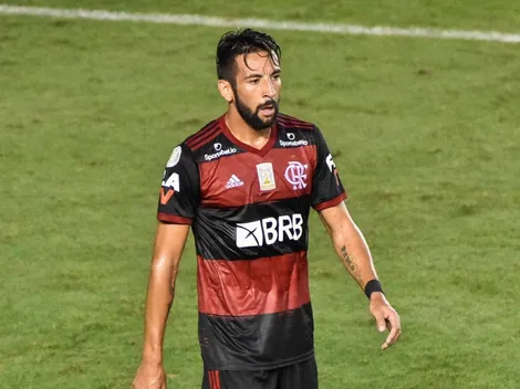 Mauricio Isla grita campeón en el Campeonato Carioca con Flamengo