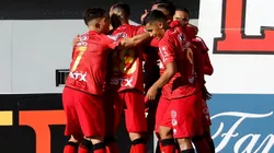 Ñublense pega por partida doble a Curicó para llegar al liderato. (Foto: Agencia Uno)