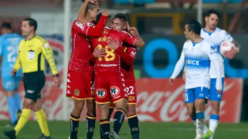 Unión Española derrota a la Universidad Católica y consigue su segundo triunfo seguido. (Foto: Agencia UNO)