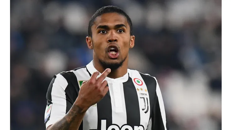 Douglas Costa será compañero de César Pinares en Gremio
