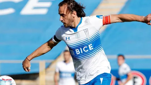 José Pedro Fuenzalida arrojó positivo por Covid-19 y se perderá el duelo frente a Nacional (Foto: Agencia UNO)