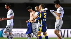 Gary Medel presente en el empate del Bologna sobre Hellas Verona. (Foto: Getty Images)