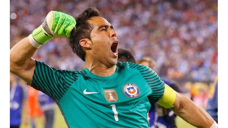 Claudio Bravo cree que la Generación Dorada puede seguir consiguiendo cosas importantes