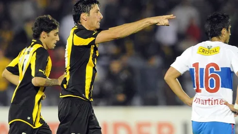 La última vez que la UC visitó Uruguay por Copa Libertadores fue en la caída 2-0 frente a Peñarol por los cuartos de final
