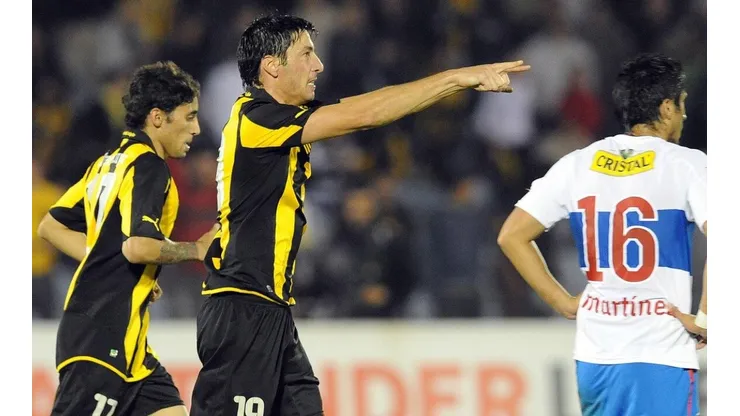 La última vez que la UC visitó Uruguay por Copa Libertadores fue en la caída 2-0 frente a Peñarol por los cuartos de final