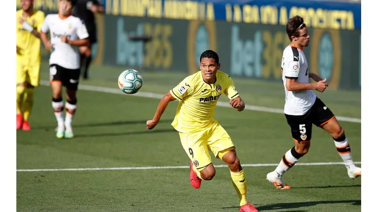 Carlos Bacca fue una de las opciones para Mario Salas de reforzar Colo Colo. (Foto: Getty Images)